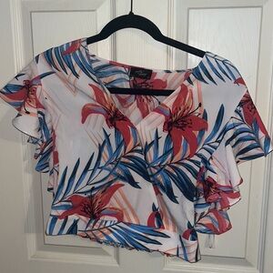 Milk & Honey boutique size large ruffle sleeve criss cross crop top